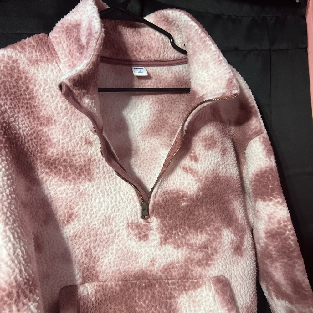 Old Navy Pink Fleece Pullover